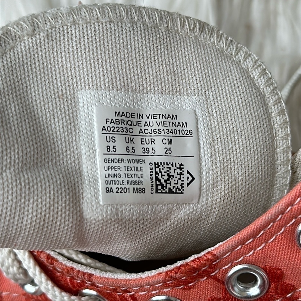 Converse Chuck Taylor Tonal Embroidery Lift Platform Orange Size 8.5 - Picture 3 of 8